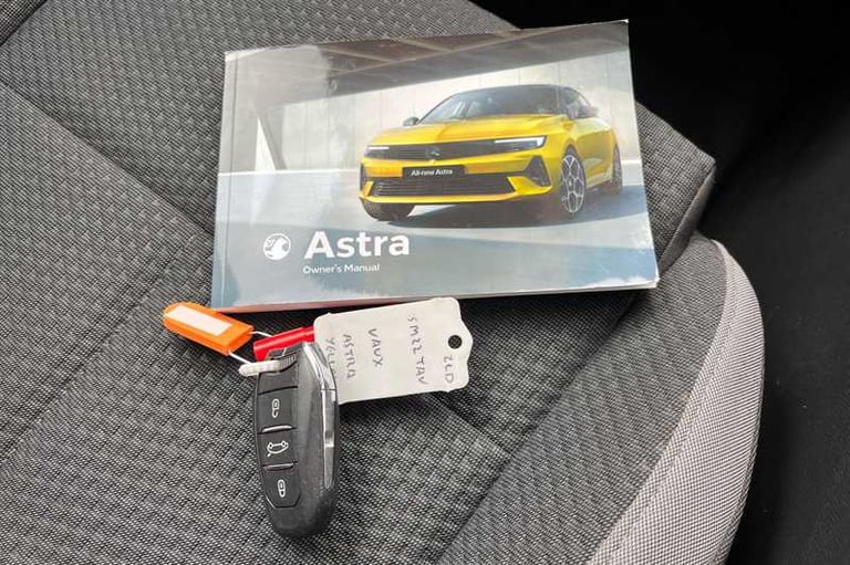 2022 Vauxhall Astra 1.2 Turbo Design Hatchback 5dr Petrol Manual Euro 6 (s/s) (130 ps) Hatchback ...