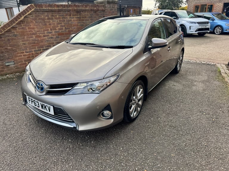 2013 Toyota Auris 1.8 VVTi Hybrid Excel 5dr CVT Auto HATCHBACK Petrol/Electric Hybrid Automatic