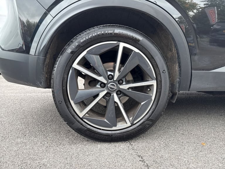 2022 Nissan Qashqai 1.3 DiG-T MH Tekna 5dr SUV PETROL Manual