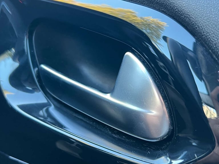 2017 Peugeot 208 1.2 PureTech Allure Premium Hatchback 5dr Petrol Manual Euro 6 (s/s) (82 ps Hatc...