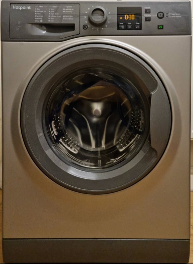 9kg Hotpoint extra touch washing machine 