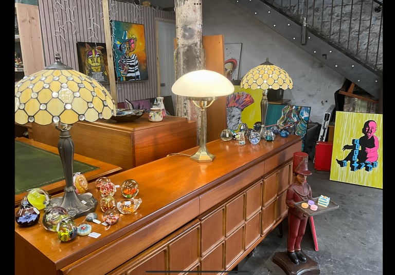 Pair of Tiffany style lamps in good working order