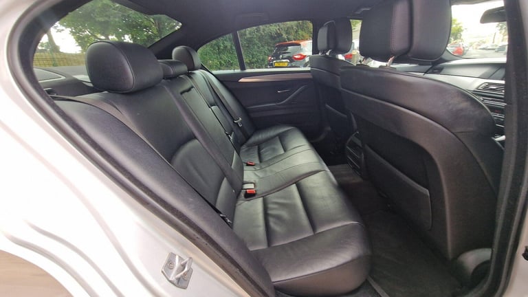 2013 BMW 5 Series 520d M Sport 4dr Step Auto [Start Stop] SALOON DIESEL Automatic