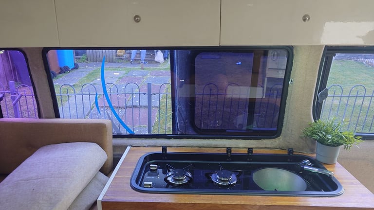 Campervan Ford, TRANSIT, 2002 and Awning 6 months mot