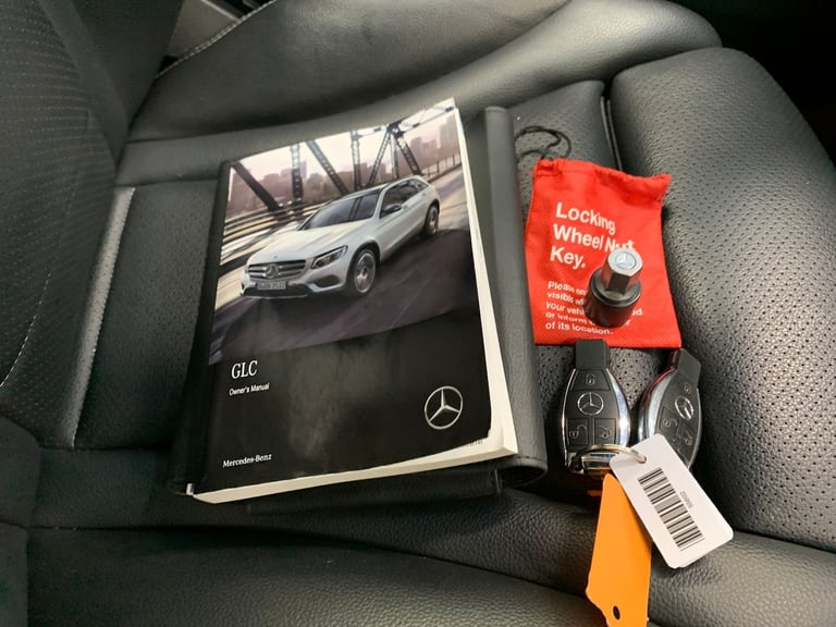 2019 Mercedes-Benz GLC 2.1 GLC250d AMG Line (Premium Plus) SUV 5dr Diesel G-Tronic+ 4MATIC Euro 6...