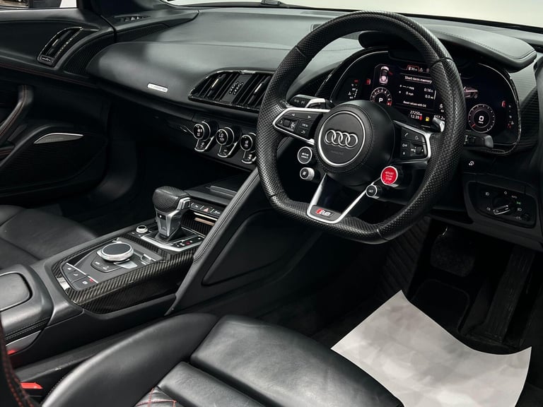  Audi R8 5.2 FSI V10 Spyder S Tronic quattro Euro 6 (s/s) 2dr Petrol Automatic