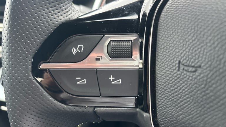 2025 Peugeot 208 1.2 PureTech MHEV GT Hatchback 5dr Petrol Hybrid e-DSC Euro 6 (s/s) (136 ps Hatc...