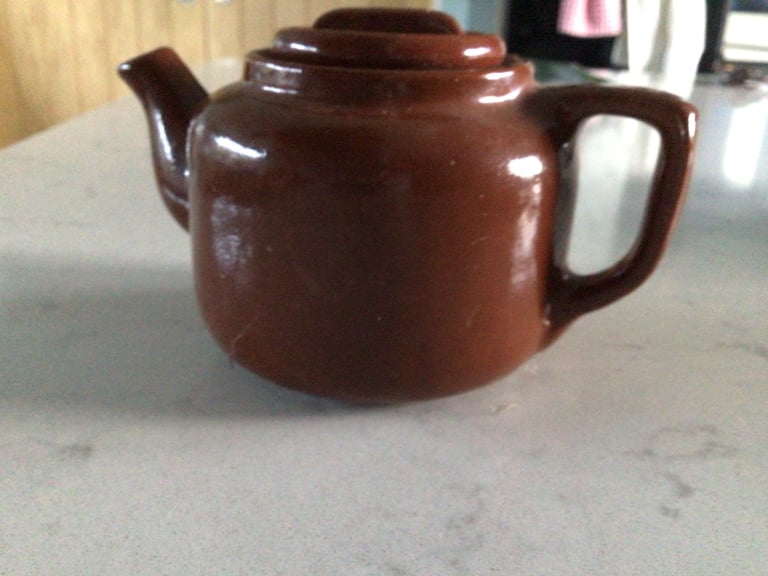 image for Buchan Cute brown vintage ceramic one cup teapot
