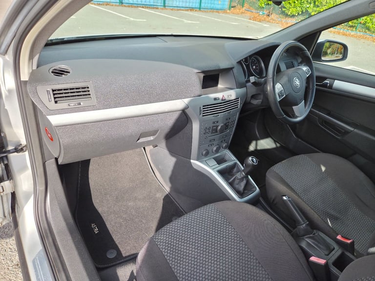 Vauxhall, ASTRA, Hatchback, 2007, Manual, 1598 (cc), 5 doors
