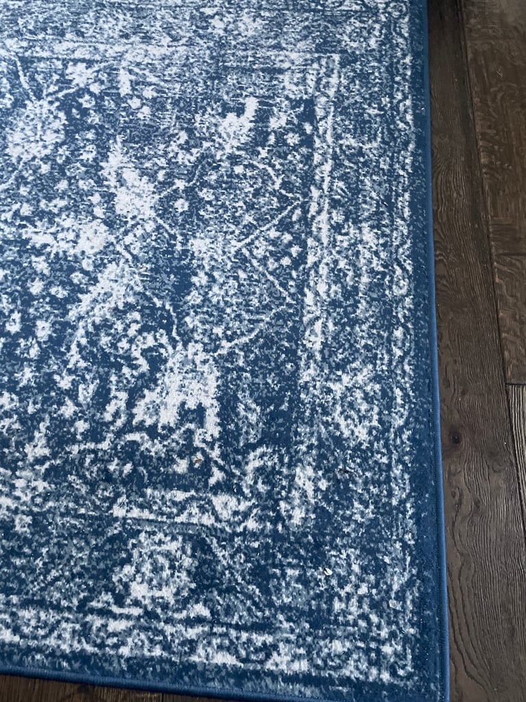 Rug for sale - good condition 