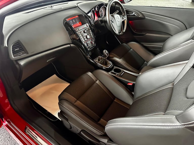 2015 Vauxhall Astra GTC 2.0T VXR Euro 6 (s/s) 3dr HATCHBACK Petrol Manual