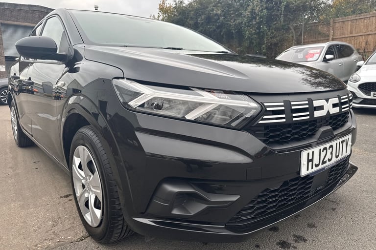 2023 Dacia Sandero 100946 Hatchback Petrol Manual