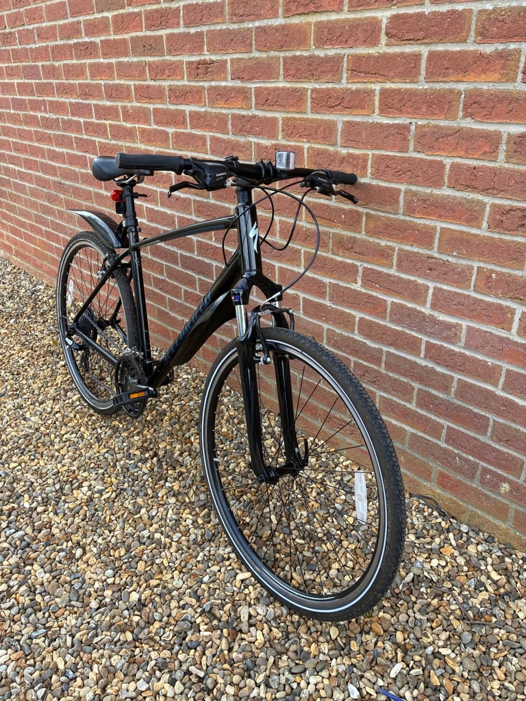 Specialized Crosstrail hardtail large mountain bike