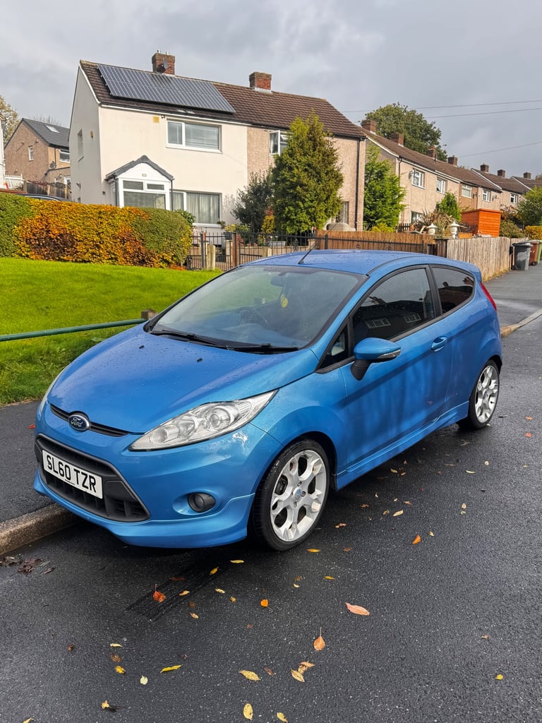 Cheap Ford, FIESTA, Hatchback, 2010, Manual, 1596 (cc),3 doors for sale in Horsforth, West Yorkshire