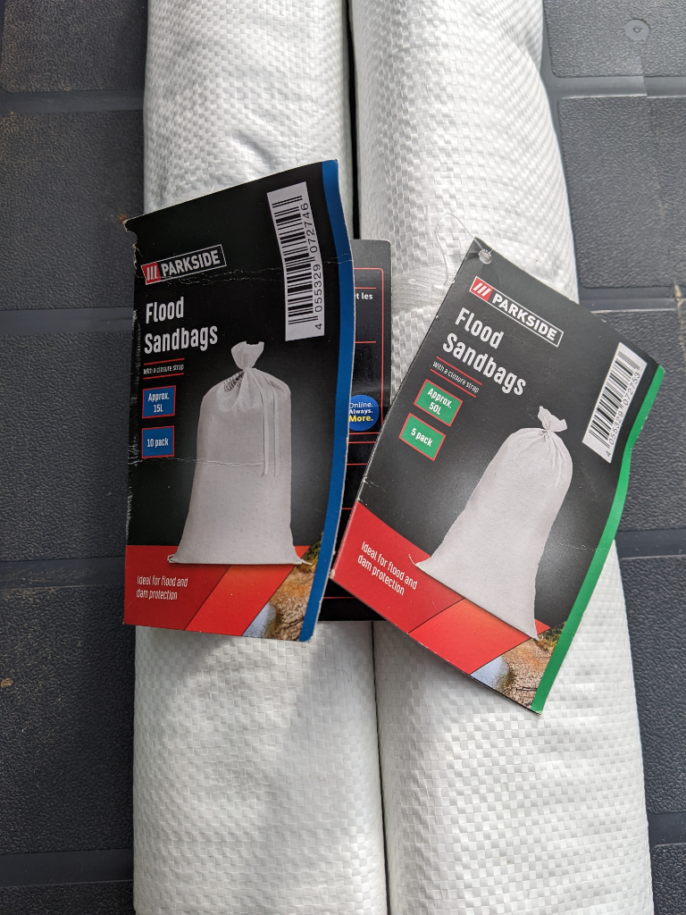 SANDBAGS-FLOOD BAGS, 2 DIFFERENT SIZES ALL NEW UNUSED.