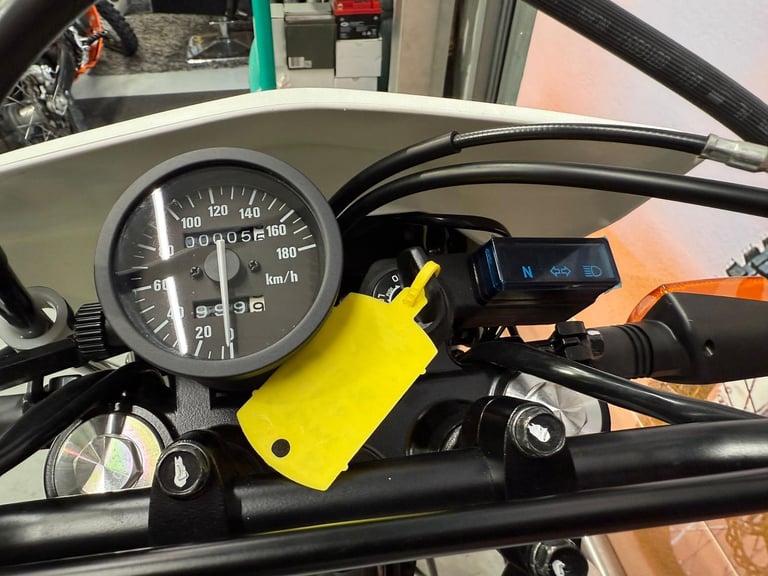 Suzuki DR650 Dual Sport 2025