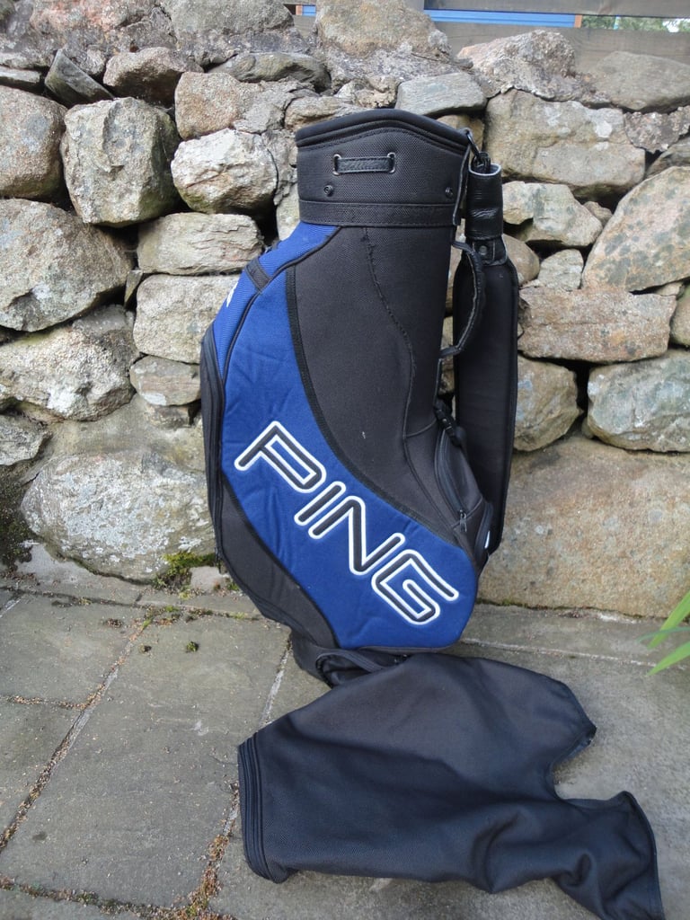 Golf bags, taylormade, mizuno, and ping £75 each