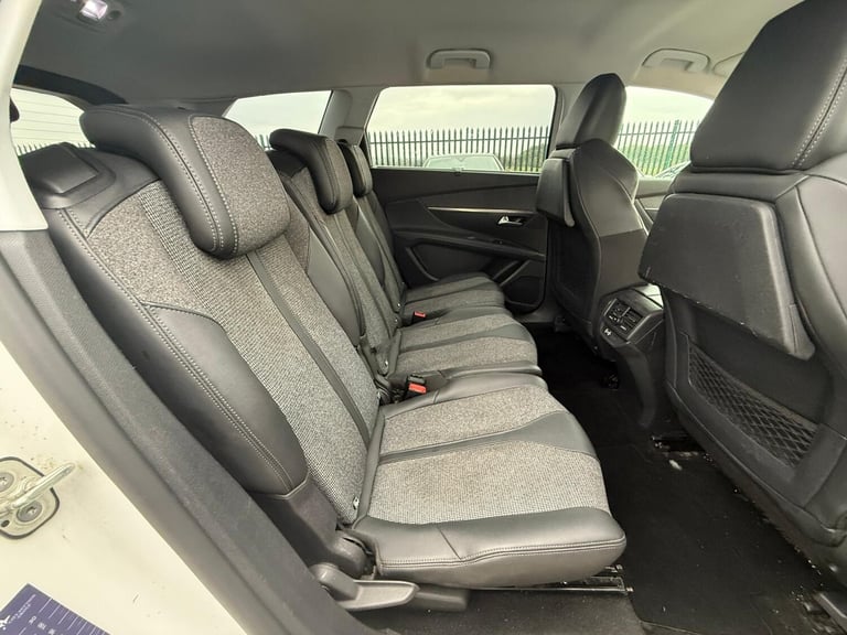 2019 69 PEUGEOT 5008 ALLURE 7 SEATER 1.2 PURETECH PETROL WHITE MANUAL EURO 6