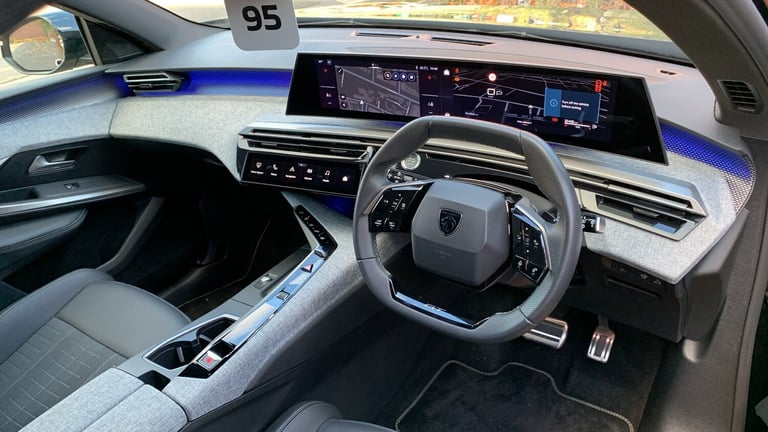 2025 Peugeot 5008 1.2 Hybrid 136 GT 5dr e-DSC6 HATCHBACK PETROL Automatic