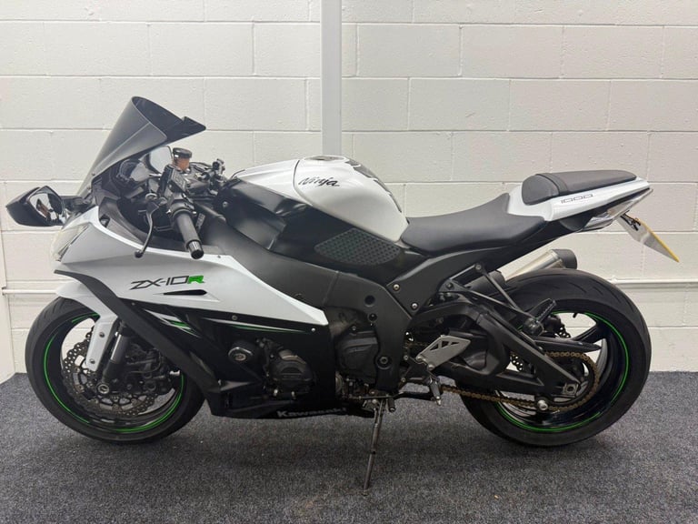 Kawasaki ZX10 R Ninja ** Lovely Condition - Service History - Warranty **
