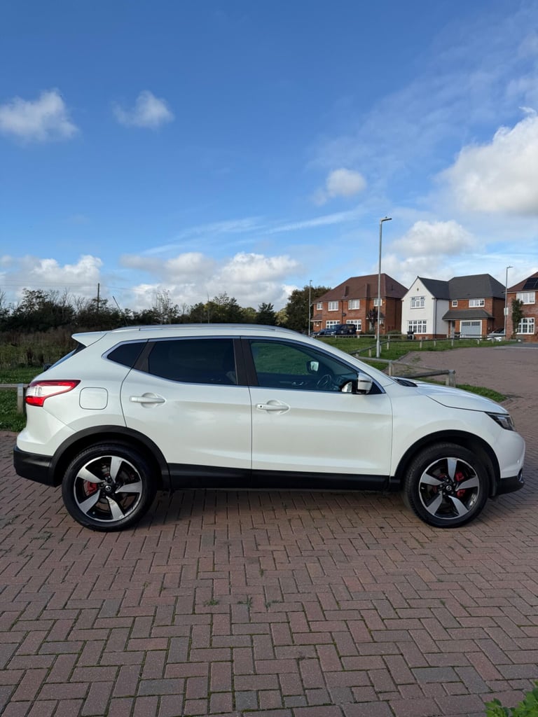  Nissan Qashqai 1.2 DIG-T n-tec+ 2WD Euro 6 (s/s) 5dr Petrol Manual