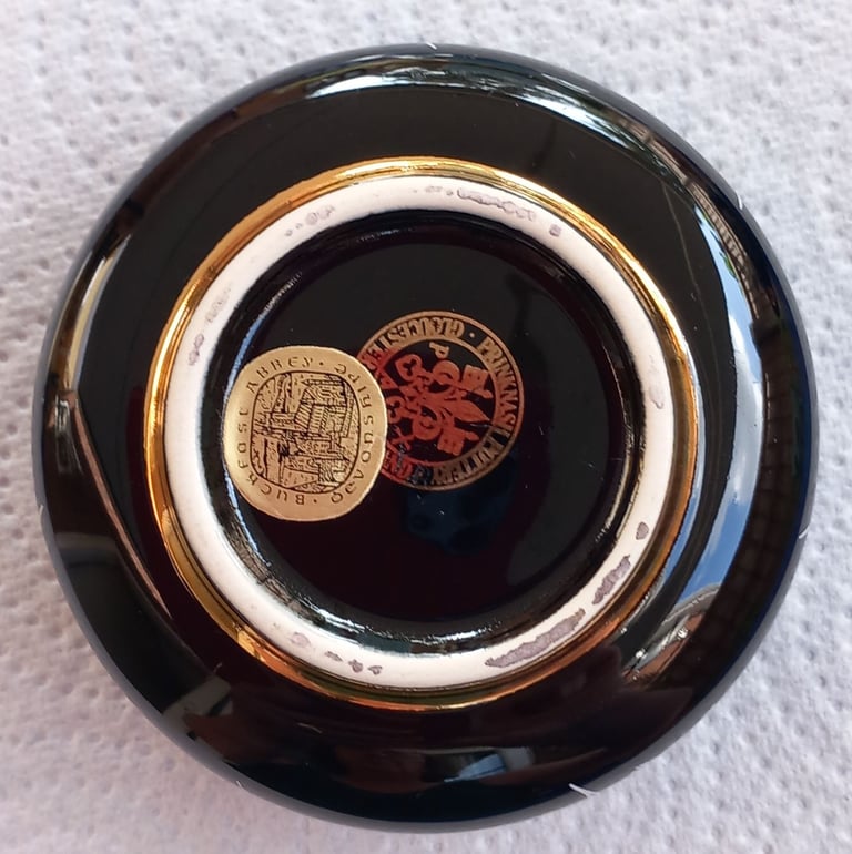 Prinkash Pottery Creamer & Sugar bowl, black with white flower pattern, gold inside and rims