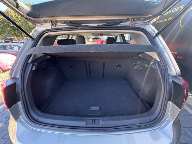 2015 Volkswagen Golf 1.6 TDI BlueMotion Tech Match DSG Euro 5 (s/s) 5dr HATCHBACK Diesel Automatic