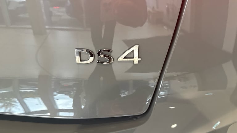 2025 DS Automobiles DS 4 1.6 E-TENSE Rivoli 5dr EAT8 HATCHBACK PETROL/ELECTRIC Automatic