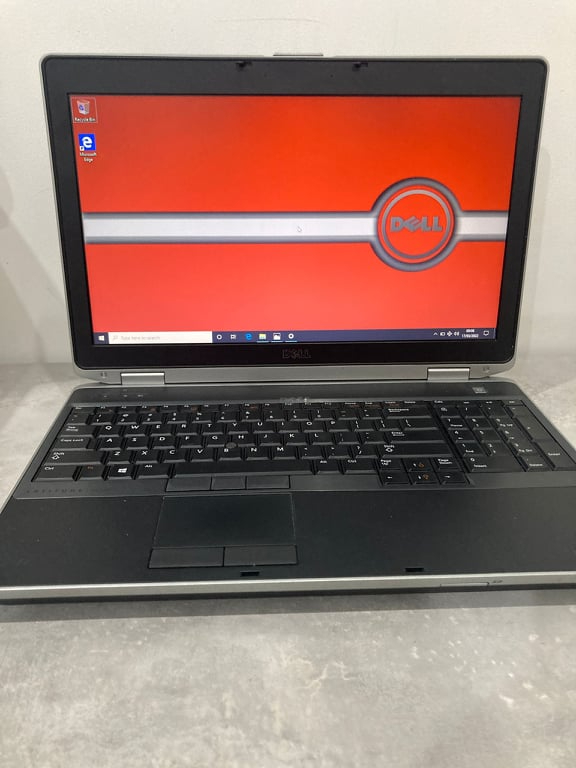 New Windows 11 Business Dell Laptop Laptop intel i7 Quadcore SSD Super