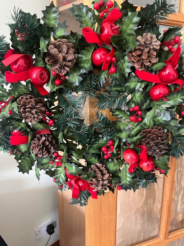 image for Christmas Door Wreath (no. 2]
