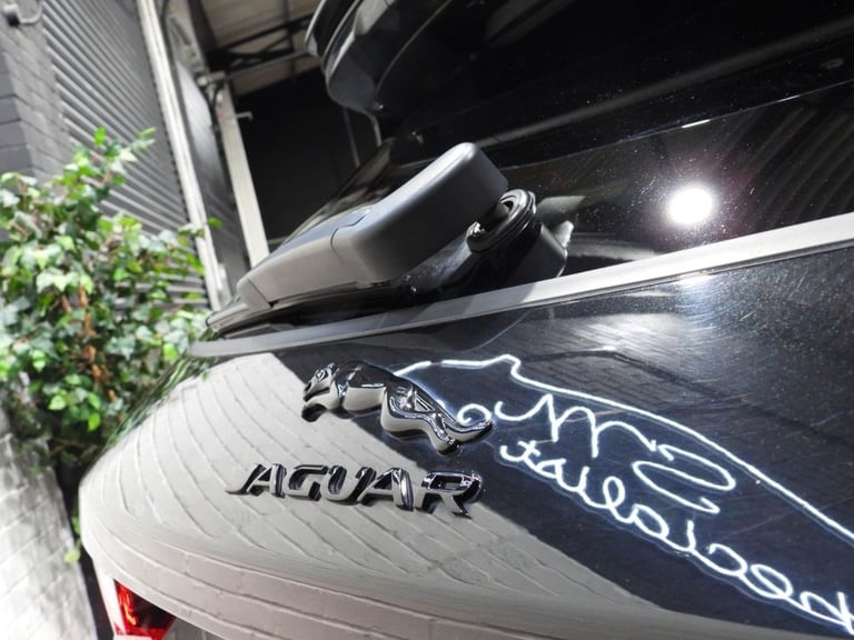 2023 23 JAGUAR F-PACE 5.0 P550 V8 SVR SUV 5DR PETROL QUICKSHIFT AWD EURO 6 (S/S)