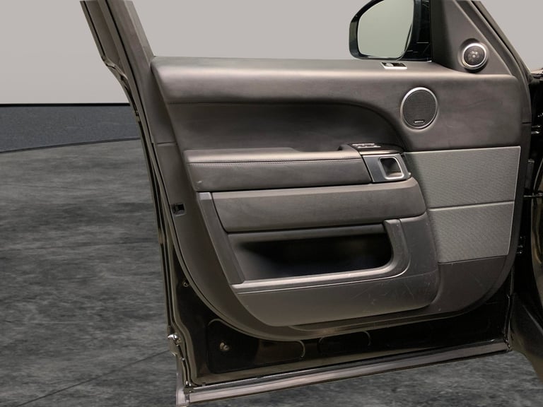 2021 Land Rover Range Rover Sport 2.0 P400e 13.1kWh HSE Dynamic Black SUV 5dr Petrol Plug-in Hybr...