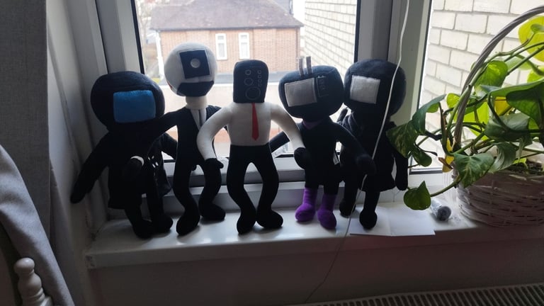 Skibidi Toilet Plush Stuffed Doll Toys Titan TV Man Figure Plushies Kids Gifts