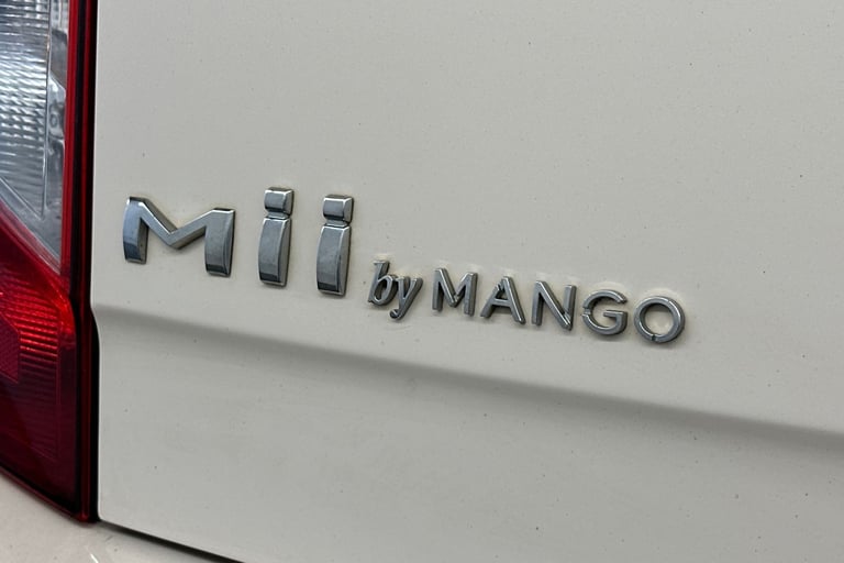 2017 SEAT Mii 64389 Hatchback Petrol Manual