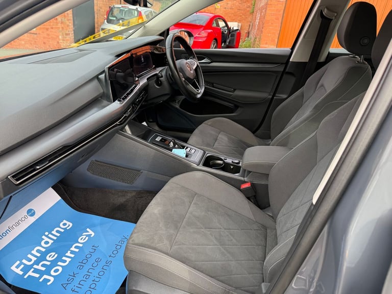 2022 Volkswagen Golf 1.4 TSI 13kWh Style Hatchback 5dr Petrol Plug-in Hybrid DSG Euro 6 (s/s) (2 ...