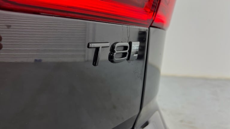 2024 Volvo XC60 2.0 T8 455 PHEV Ultra Black Ed 5dr AWD Geartronic ESTATE PETROL/ELECTRIC Automatic