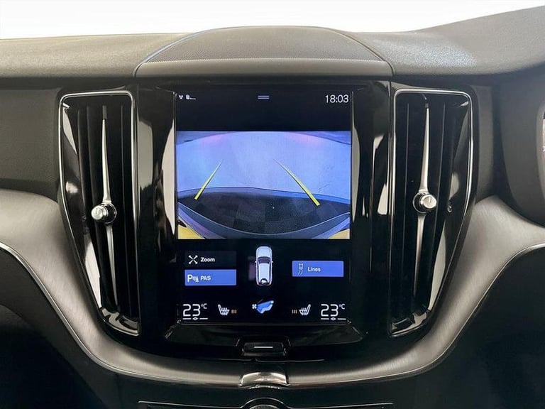 2020 Volvo XC60 2.0 B5 MHEV Momentum Auto Euro 6 (s/s) 5dr Automatic SUV Hybrid Automatic