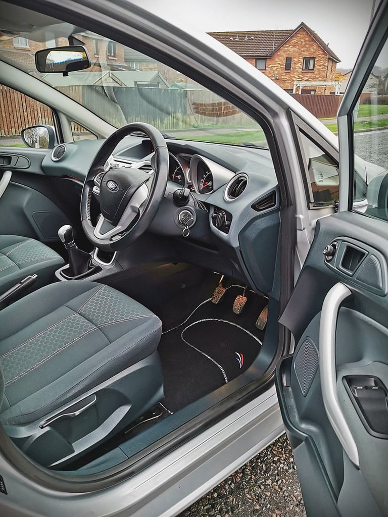 2011 FORD FIESTA ZETEC...ULEZ...1.2 PETROL...90 BHP...3 OWNERS...FSH...FULL MOT(NO ADVISORY)