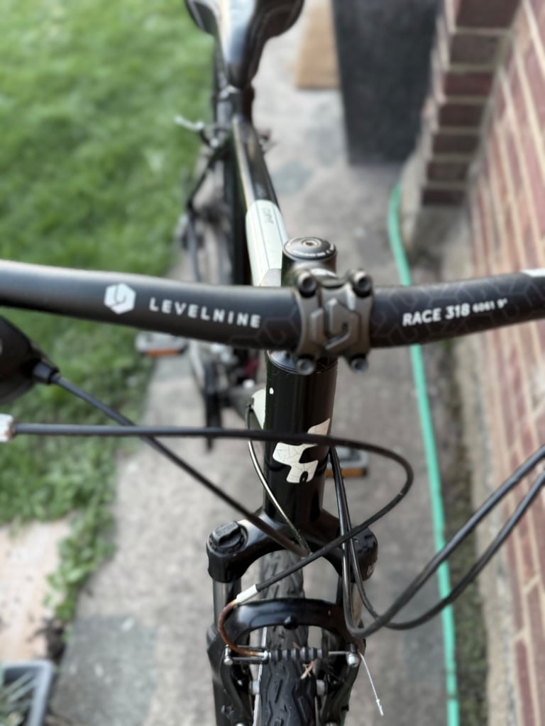 Cube bike large frame 