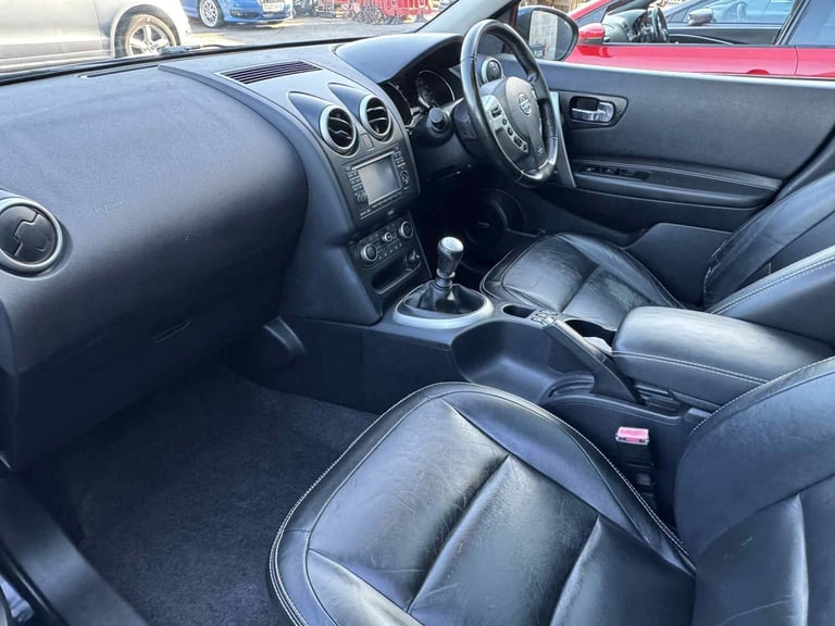 2012 Nissan Qashqai 1.6 dCi Tekna 5dr HATCHBACK Diesel Manual