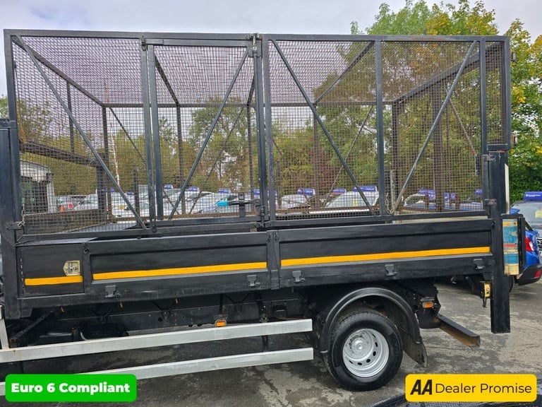 2019 Iveco Daily 3.0D HPI 65C caged Tipper in white, 45,000 miles, 1 owner, Euro 6 ULEZ, 6-s TIPP...