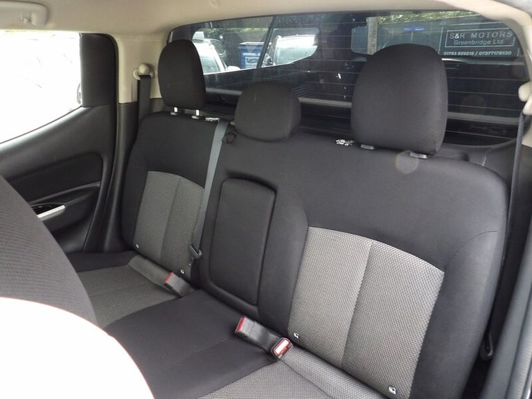 2020 Mitsubishi L200 Double Cab DI-D 150 Warrior 4WD PICK UP DIESEL Manual