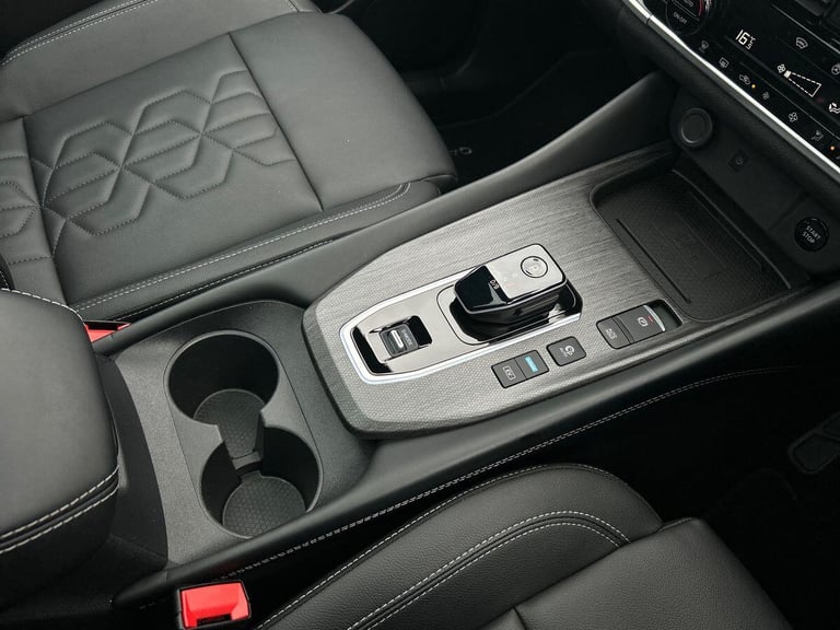 2025 Nissan Qashqai 1.5 h e-POWER Tekna SUV 5dr Petrol Hybrid Auto Euro 6 (s/s) (190 ps) SUV PETR...