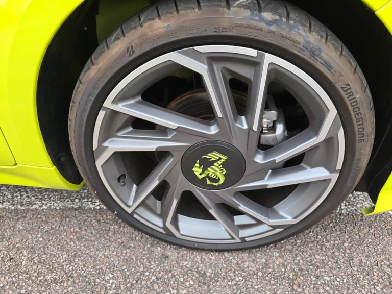 2024 Abarth 500 114kW Turismo 42.2kWh 3dr Auto Hatchback Electric Automatic