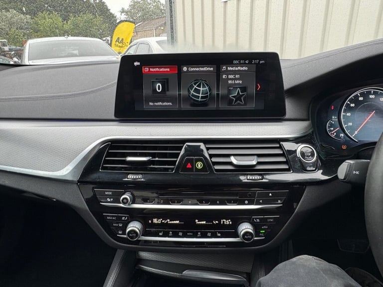 2017 BMW 5 Series 3.0 530d M Sport Saloon 4dr Diesel Auto Euro 6 (s/s) (265 ps) Saloon Diesel Aut...