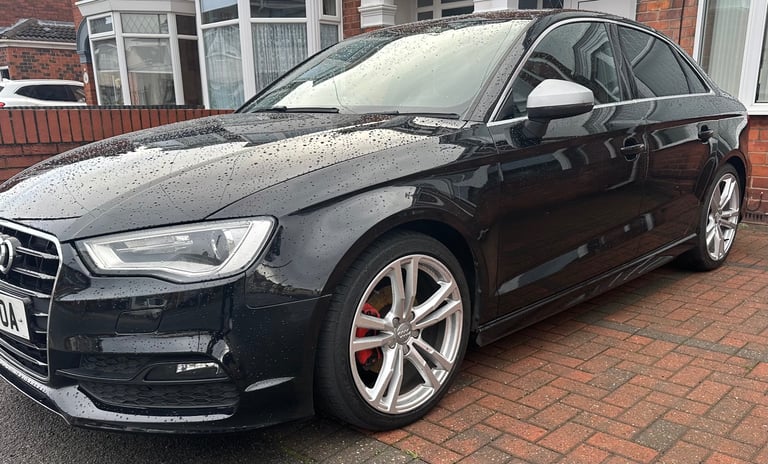 image for Audi, A3, Saloon, 2015, Manual, 1598 (cc), 4 doors