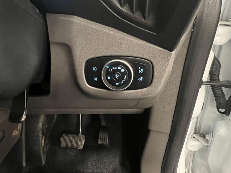 2022 Ford Transit Connect 1.5 250 EcoBlue Limited Auto L2 Euro 6 (s/s) 5dr Panel Van Diesel Autom...