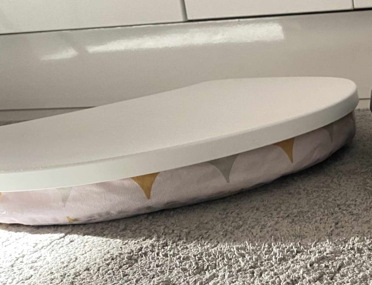 Tablet / laptop cushion