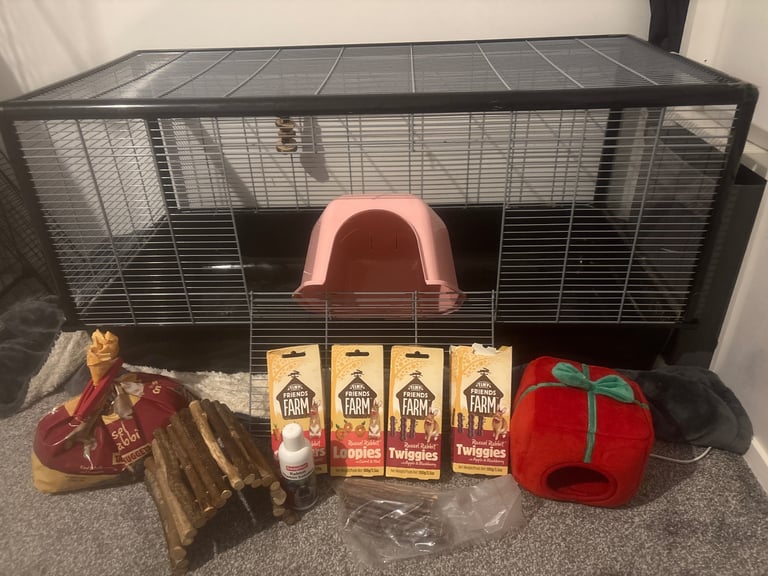 image for Rabbit enclosure and assessories. 