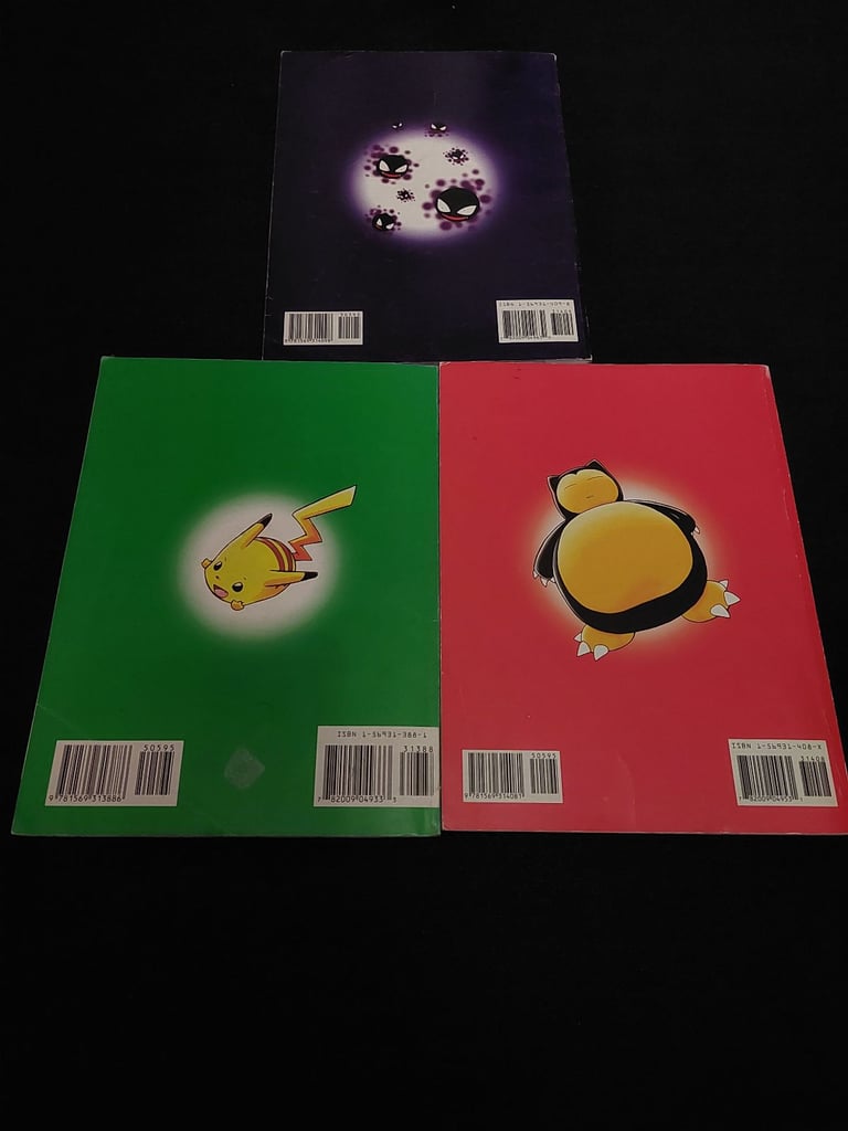 3 1990's Pokémon comic books
